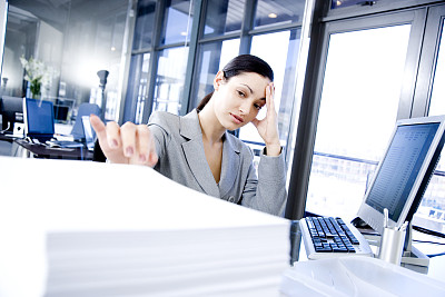 如何判斷是否存在勞動關(guān)系？