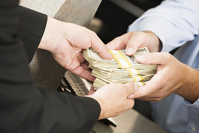 員工能否以未支付年休假工資為由辭職主張經(jīng)濟補償金？